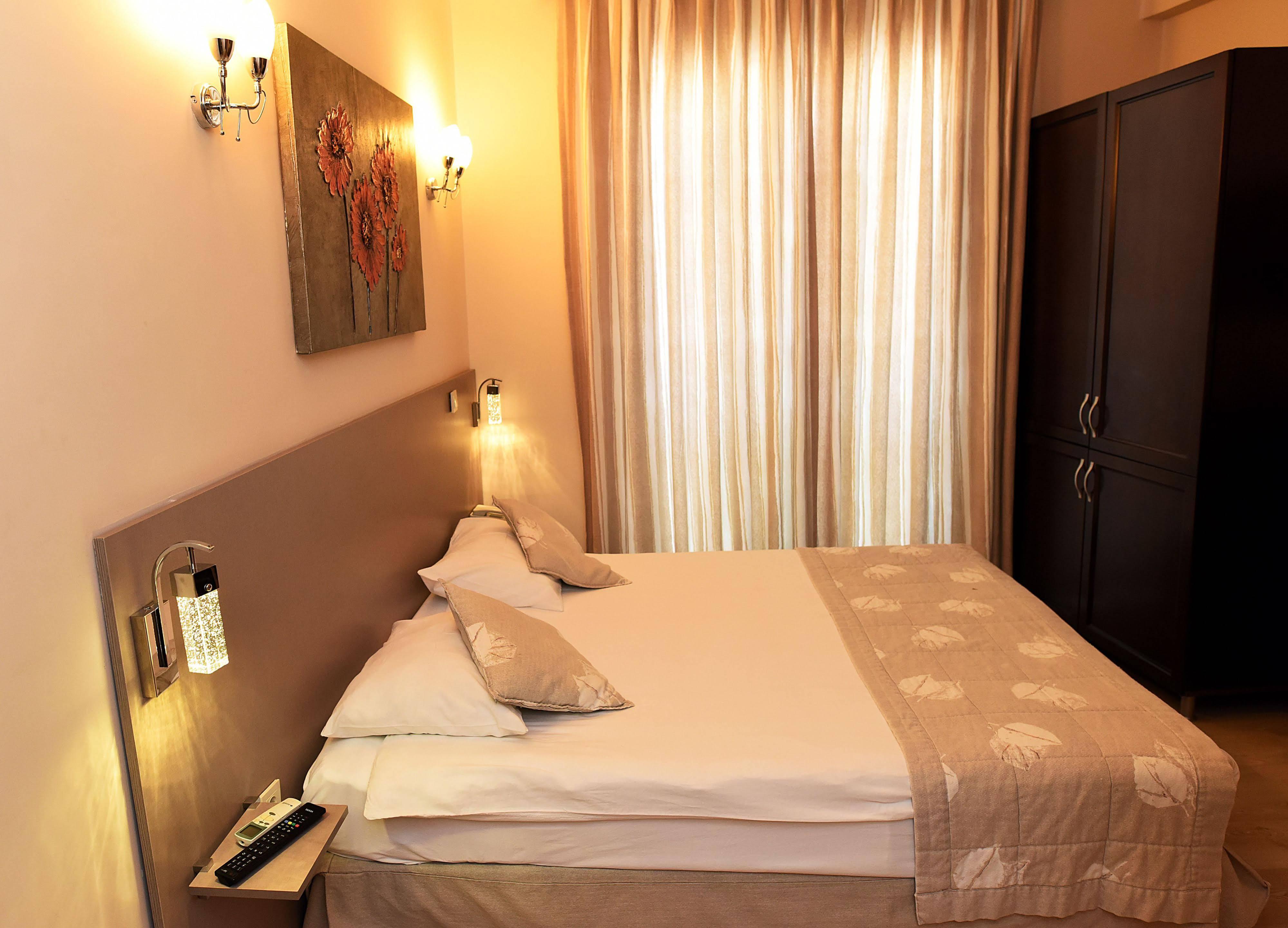 Marine House Boutique Hotel Адалар Екстер'єр фото