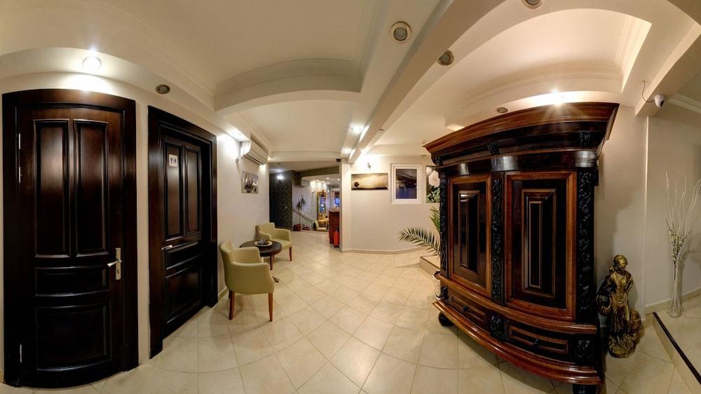 Marine House Boutique Hotel Адалар Екстер'єр фото