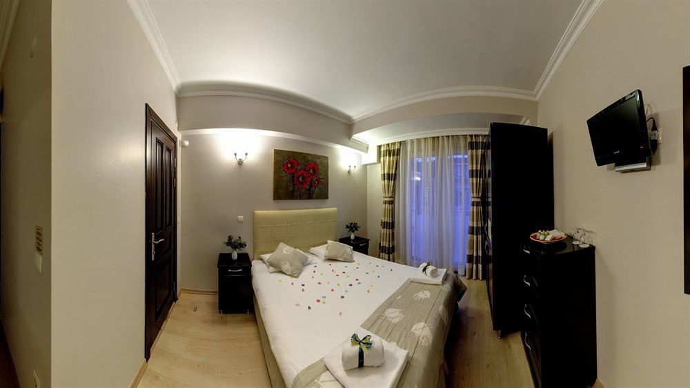 Marine House Boutique Hotel Адалар Екстер'єр фото